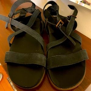 Black crossover Chacos